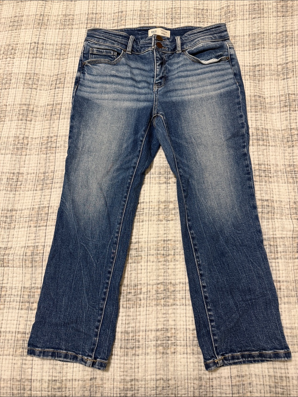 BKE size 28 Payton straight-leg universal fit mid-rise blue jeans